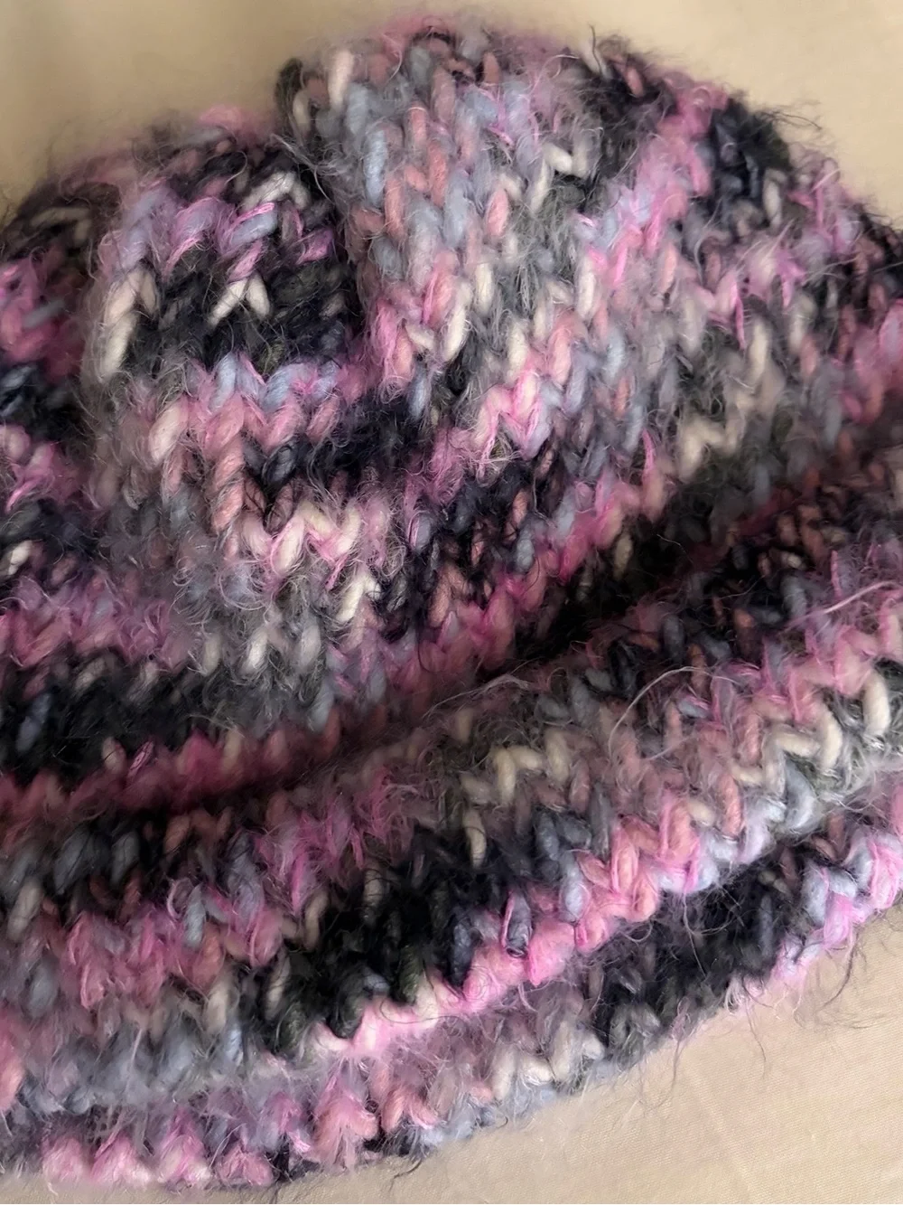 Hand-Knit Multicolor Beanie - Pink & Gray